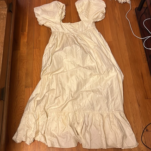 Doen ivory silk Cecelia dress selkie princess puff sleeves large - Picture 6 of 6